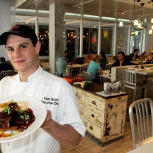 Icebox Cafe LED Insulatorlight array